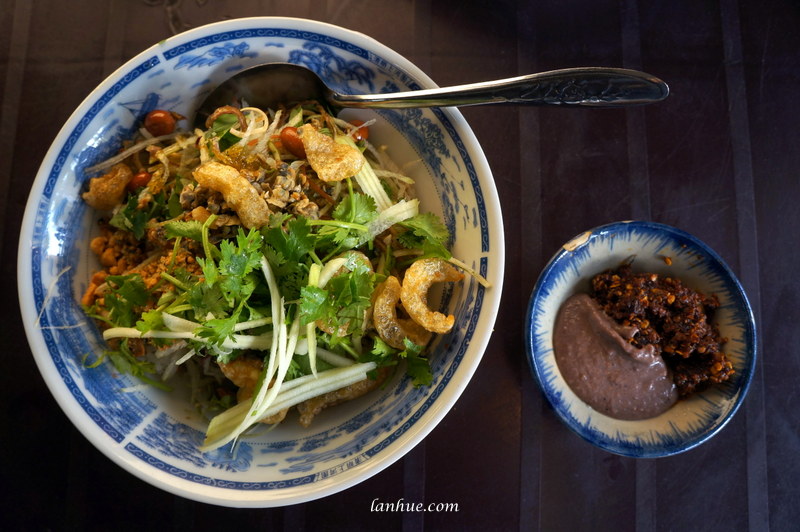 Cơm hến, clam rice