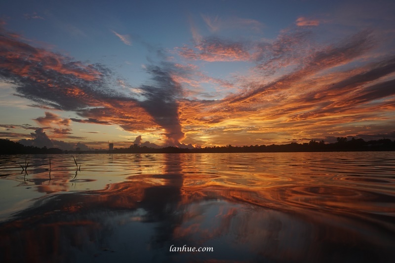 sunrise on Hương River