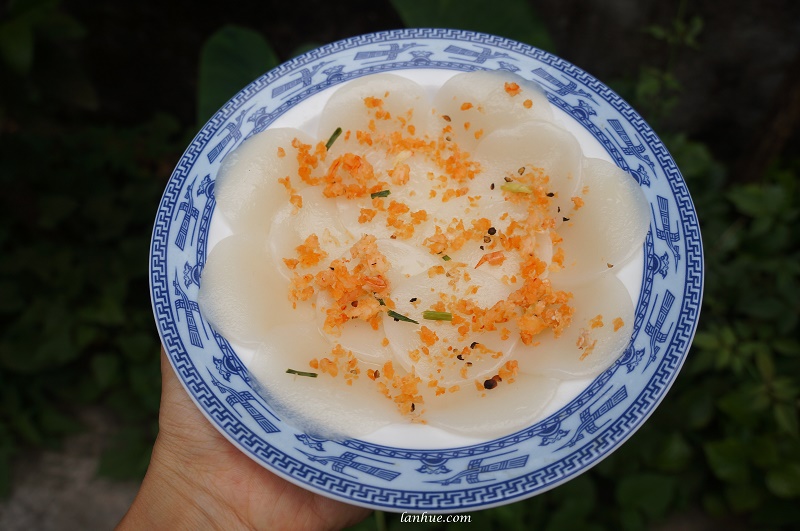 Bánh bèo, Savory Steamed Rice Cake or Waterfern Cake - Hue, Vietnam