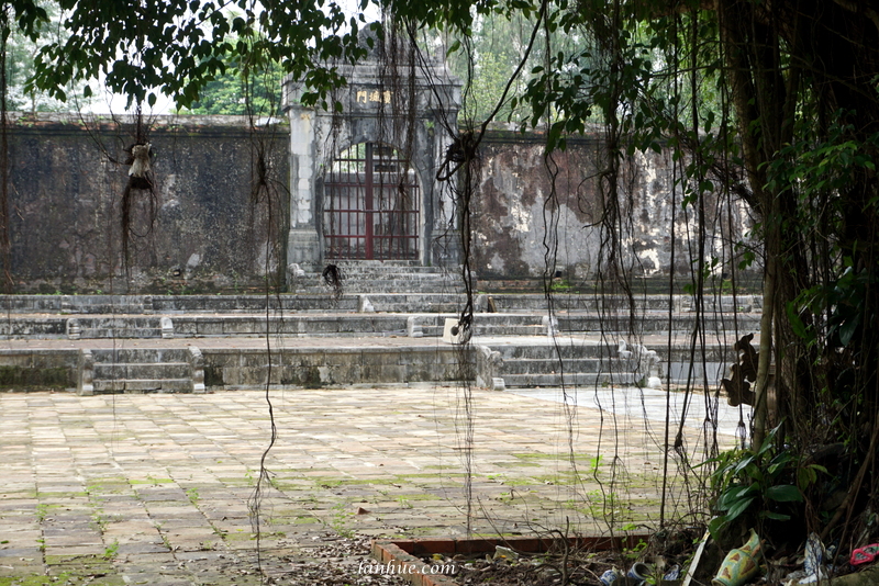 The tomb of Hiếu Đông