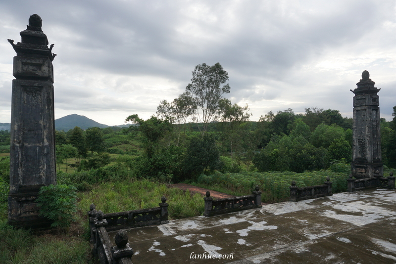 View from Empress Mother Từ Cung's tomb