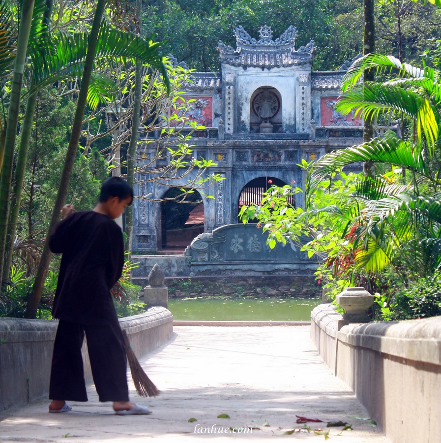 Từ Hiếu Pagoda