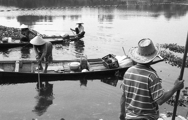 lan hue, huong river