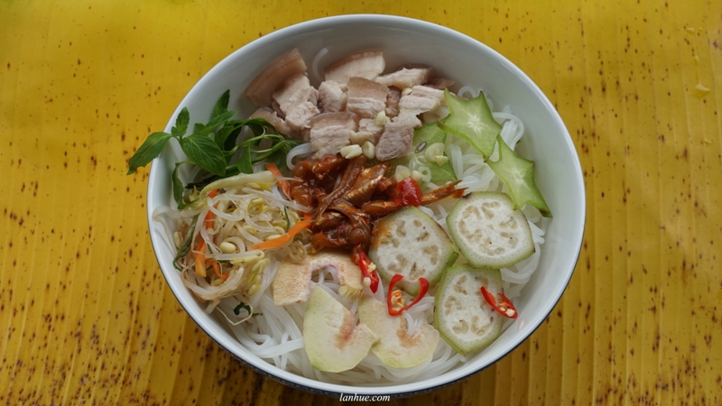 fermented food, dua chua, vietnamese food, hue thành phố, mắm, bún mắm