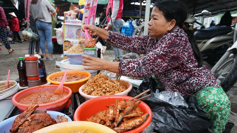 fermented food, mắm, vietnamese food, hue city