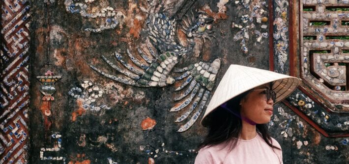 a hue girl in ao dai